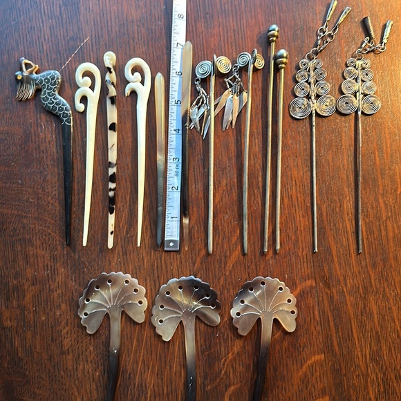 15 hair sticks from my travels around the world…metal, bone, black pearls & horn - Picture 8 of 16